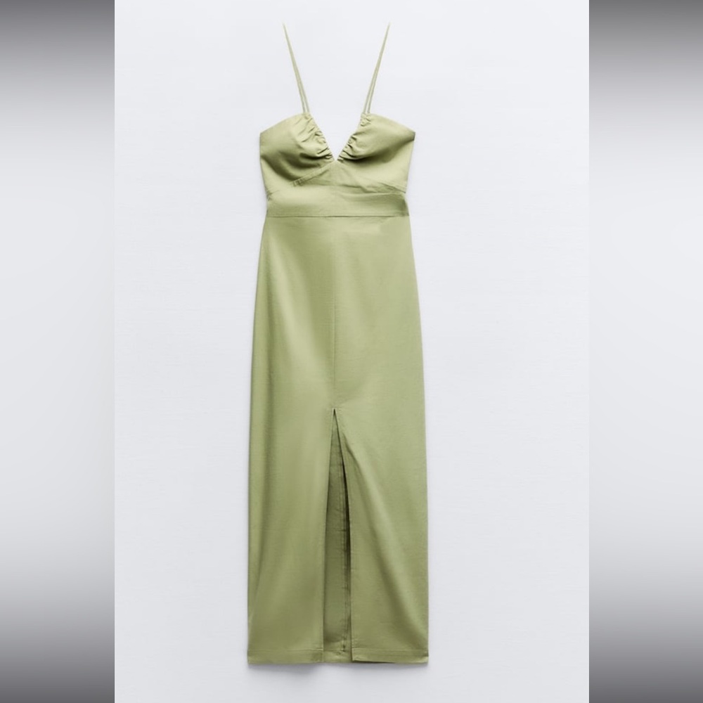 Zara LINEN BLEND MIDI DRESS
LIGHT KHAKI - REF. 8741/57